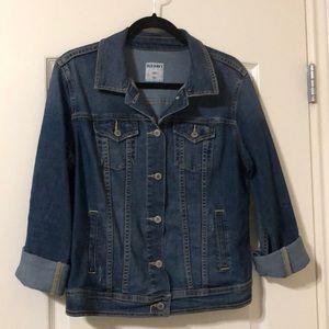 Old Navy- Medium wash Jean Jacket size Large